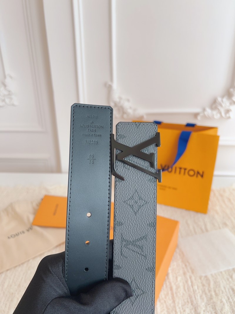 l0vis Vvtt0n belts